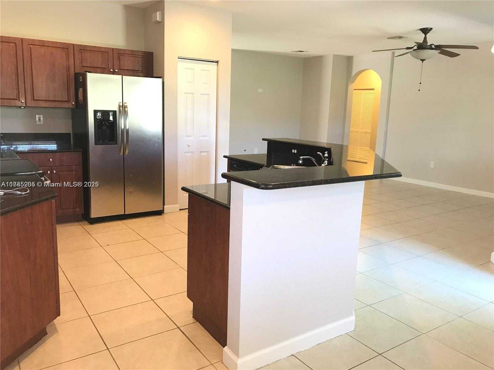 Small Image of 23561 SOUTH WEST 114TH PL, Homestead Number 3