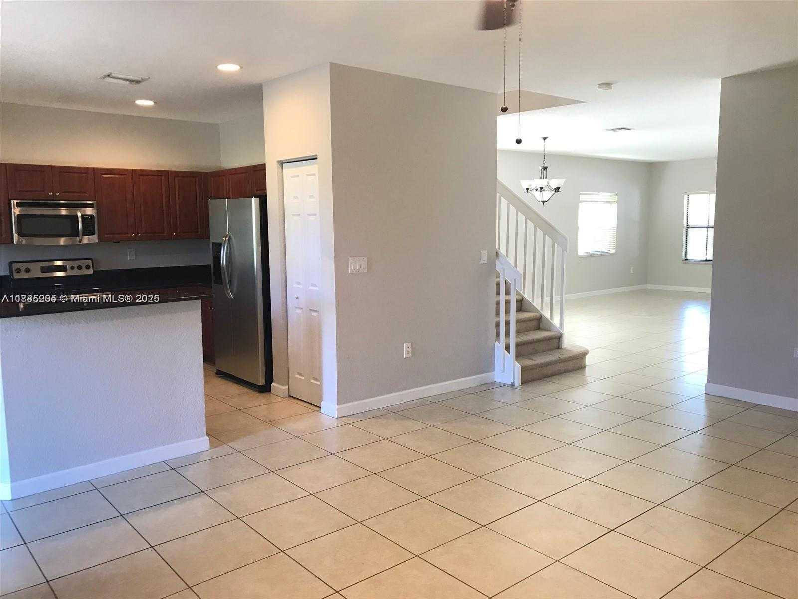 Small Image of 23561 SOUTH WEST 114TH PL, Homestead Number 5