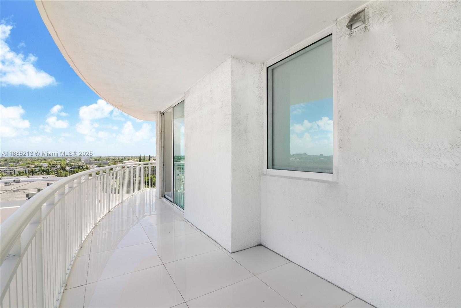 Small Image of 1745 EAST HALLANDALE BEACH BLVD #807W, Hallandale Beach Number 11