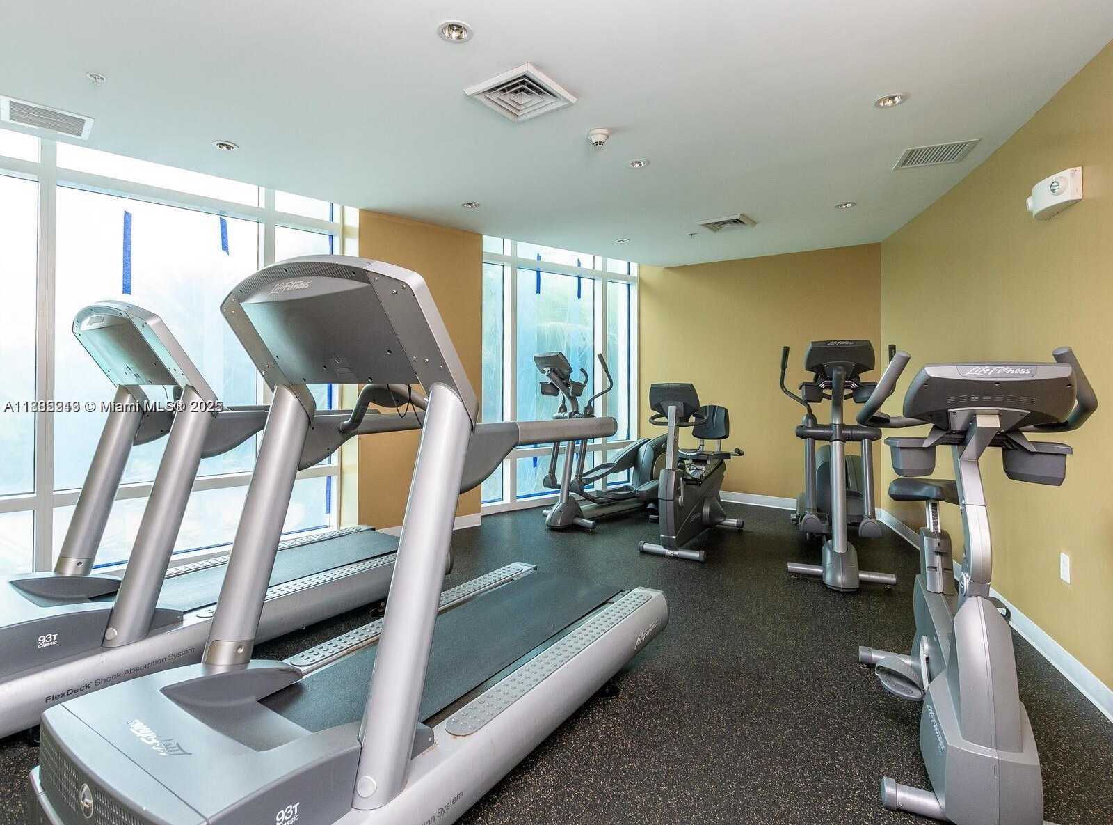 Small Image of 1745 EAST HALLANDALE BEACH BLVD #807W, Hallandale Beach Number 16