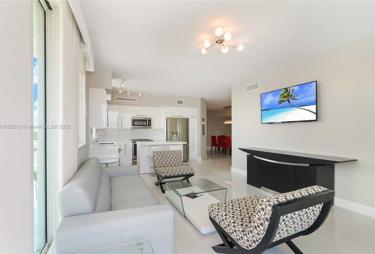 Small Image of 1745 EAST HALLANDALE BEACH BLVD #807W, Hallandale Beach Number 4