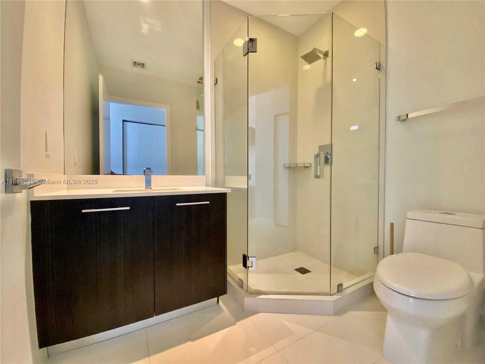 Small Image of 55 SOUTH WEST 9TH ST #4201, Miami Number 24