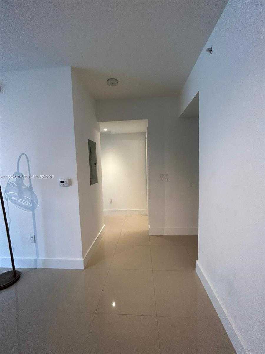 Small Image of 1010 SOUTH WEST 2ND AVE #907, Miami Number 3