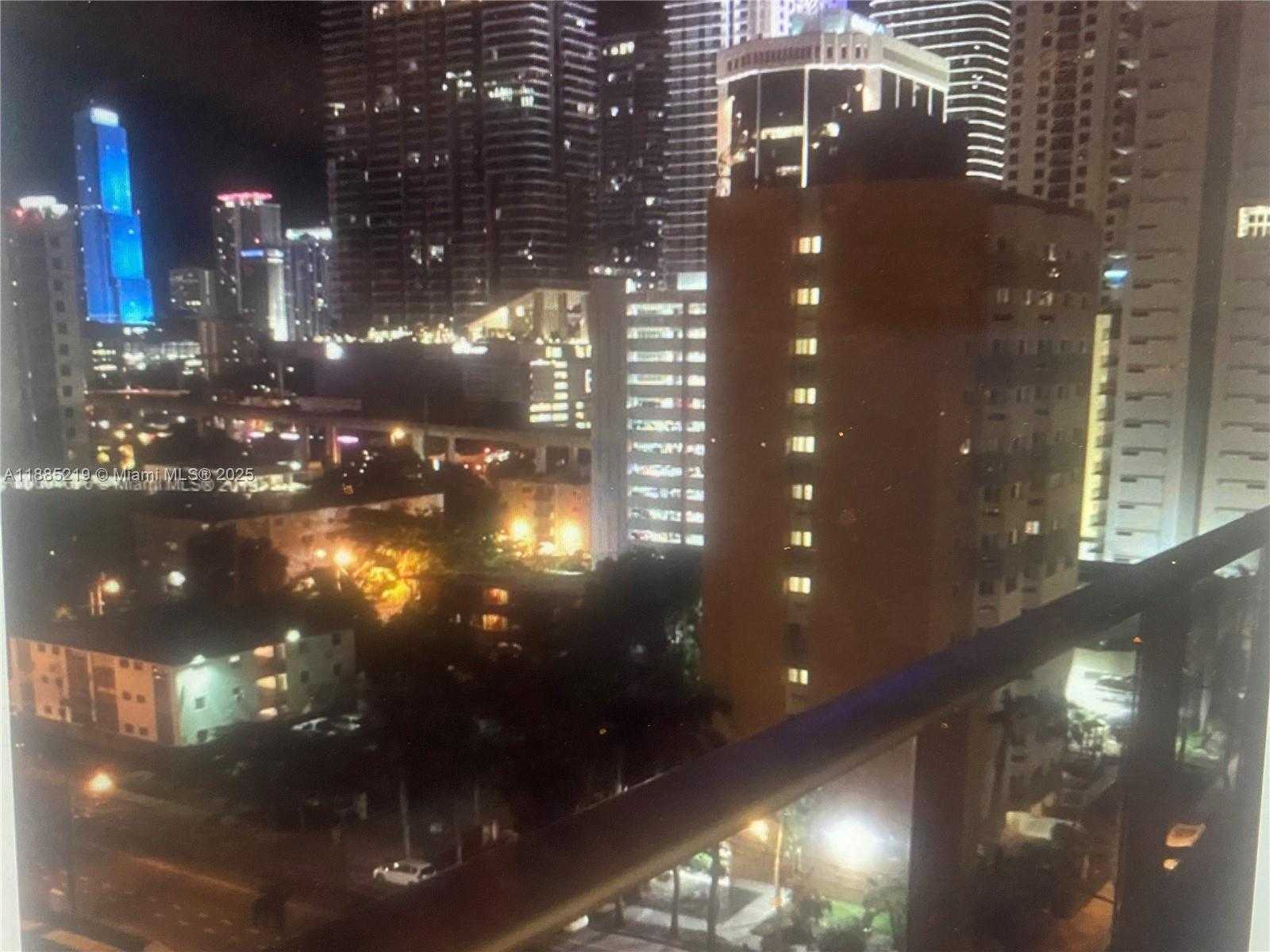 Small Image of 1010 SOUTH WEST 2ND AVE #907, Miami Number 4