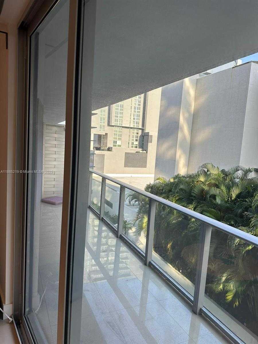 Small Image of 1010 SOUTH WEST 2ND AVE #907, Miami Number 9