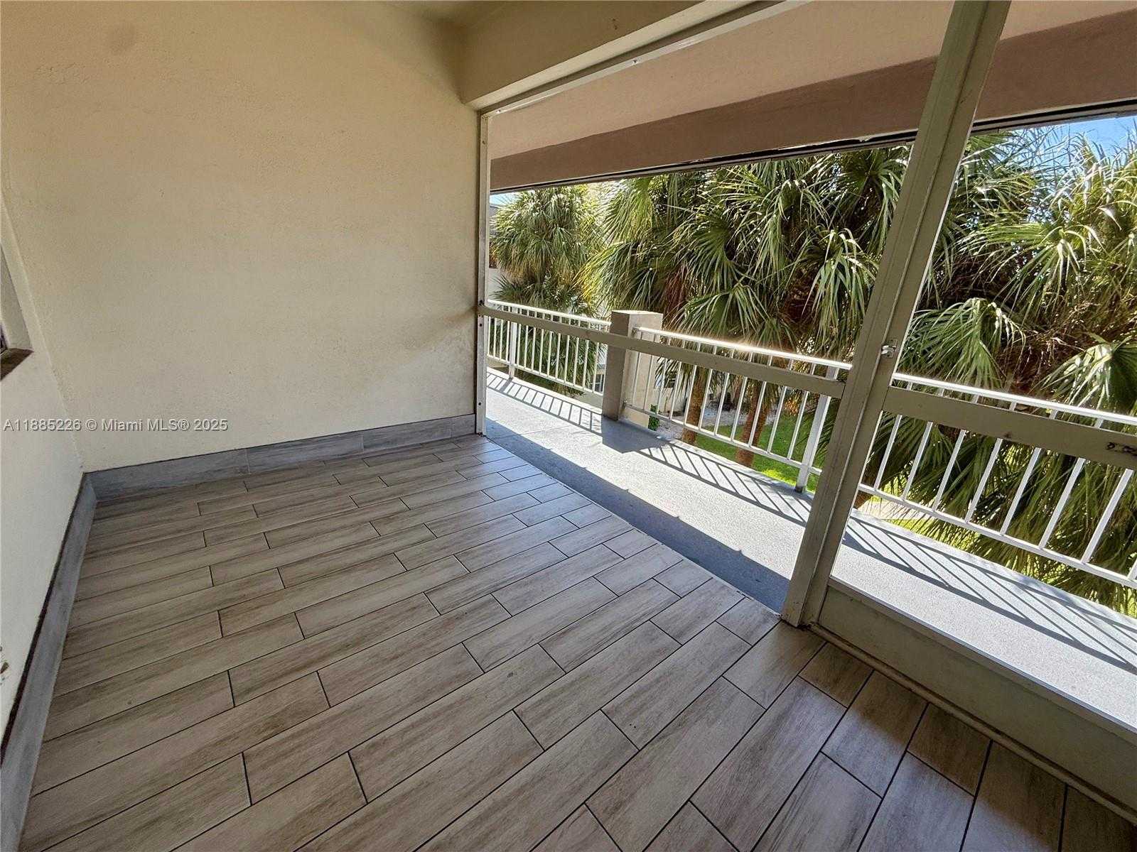 Small Image of 250 LAYNE BLVD #307, Hallandale Beach Number 2