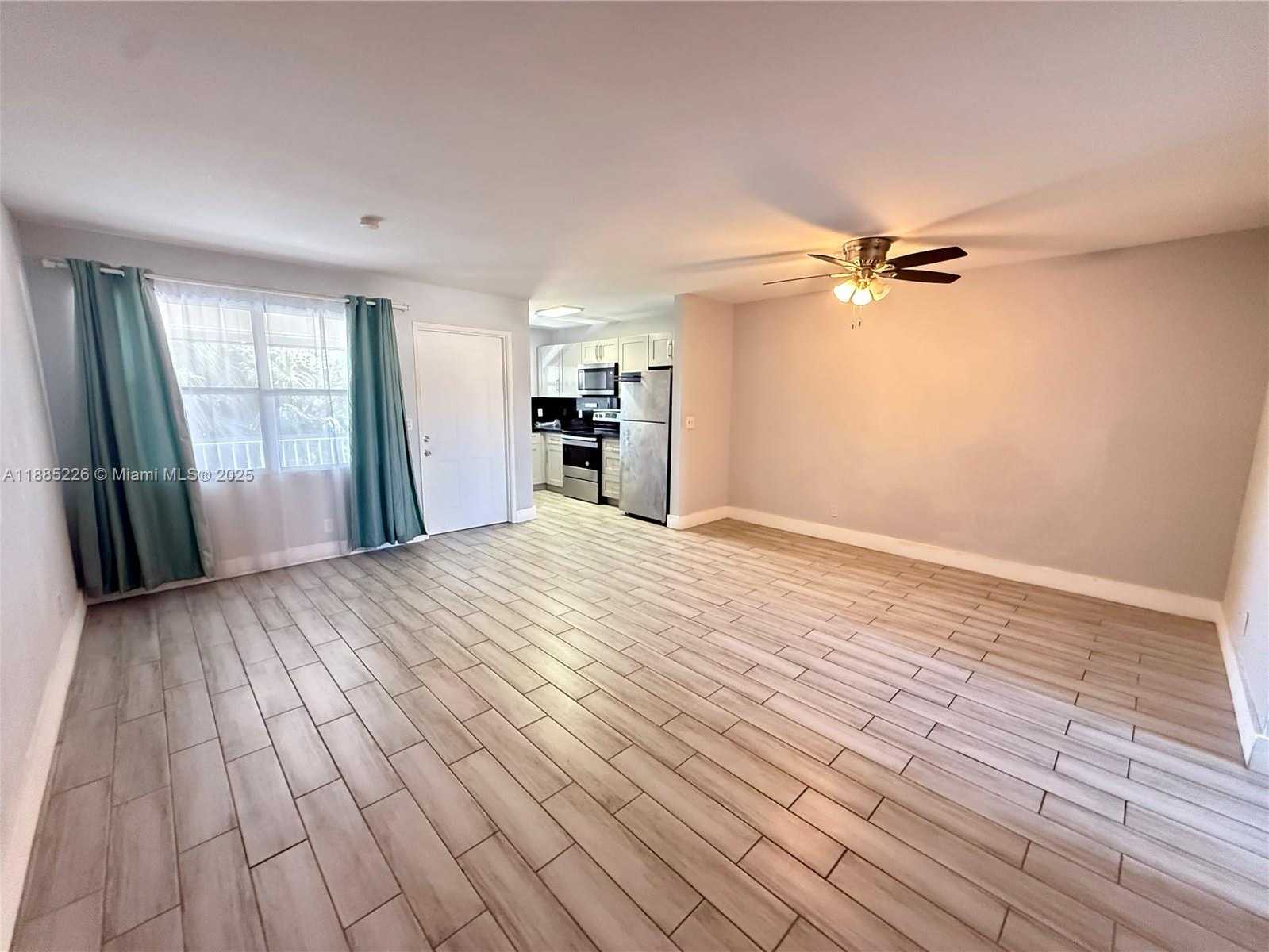 Small Image of 250 LAYNE BLVD #307, Hallandale Beach Number 6