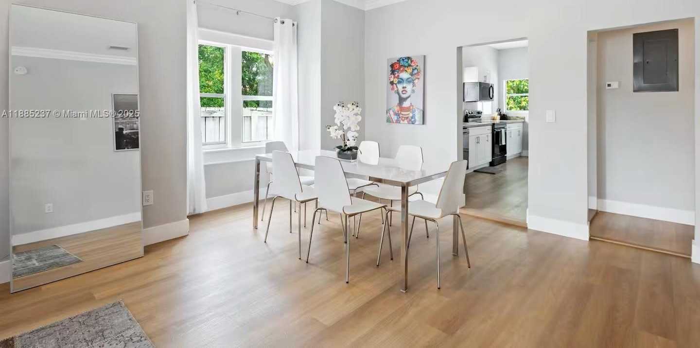 Small Image of 4711 NORTH MIAMI AVE, Miami Number 6