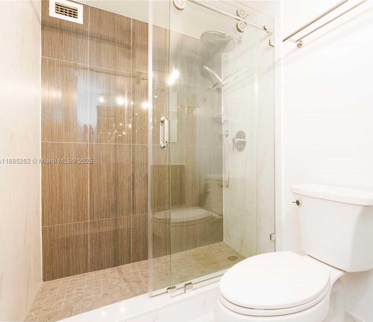 Small Image of 6770 INDIAN CREEK DR #9R, Miami Beach Number 13
