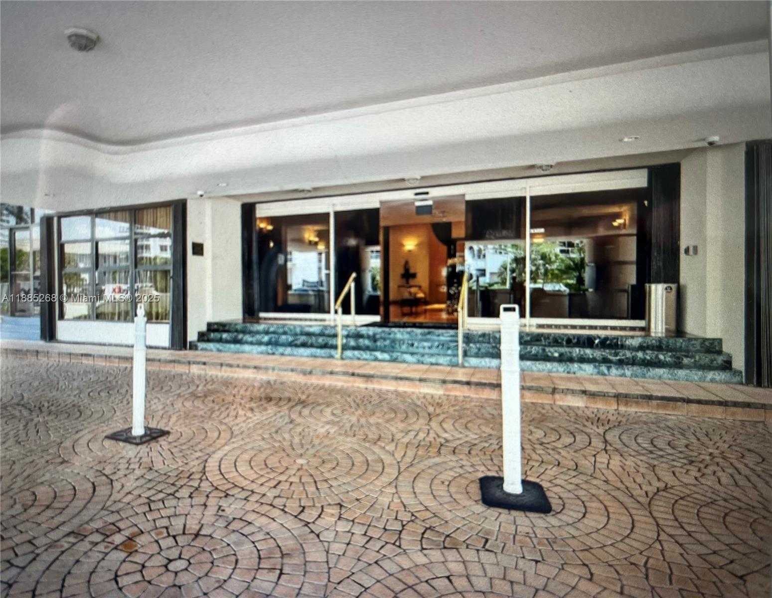 Small Image of Miami Beach Number 6