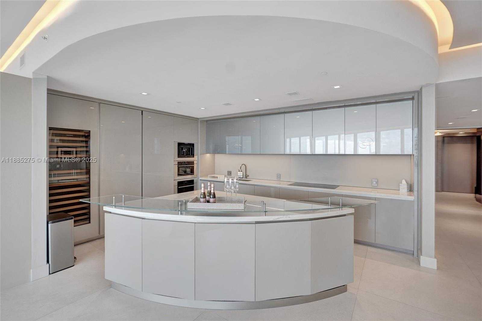 Small Image of 18975 COLLINS AVE #3000, Sunny Isles Beach Number 13