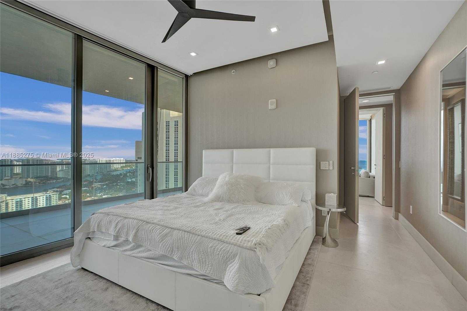 Small Image of 18975 COLLINS AVE #3000, Sunny Isles Beach Number 23