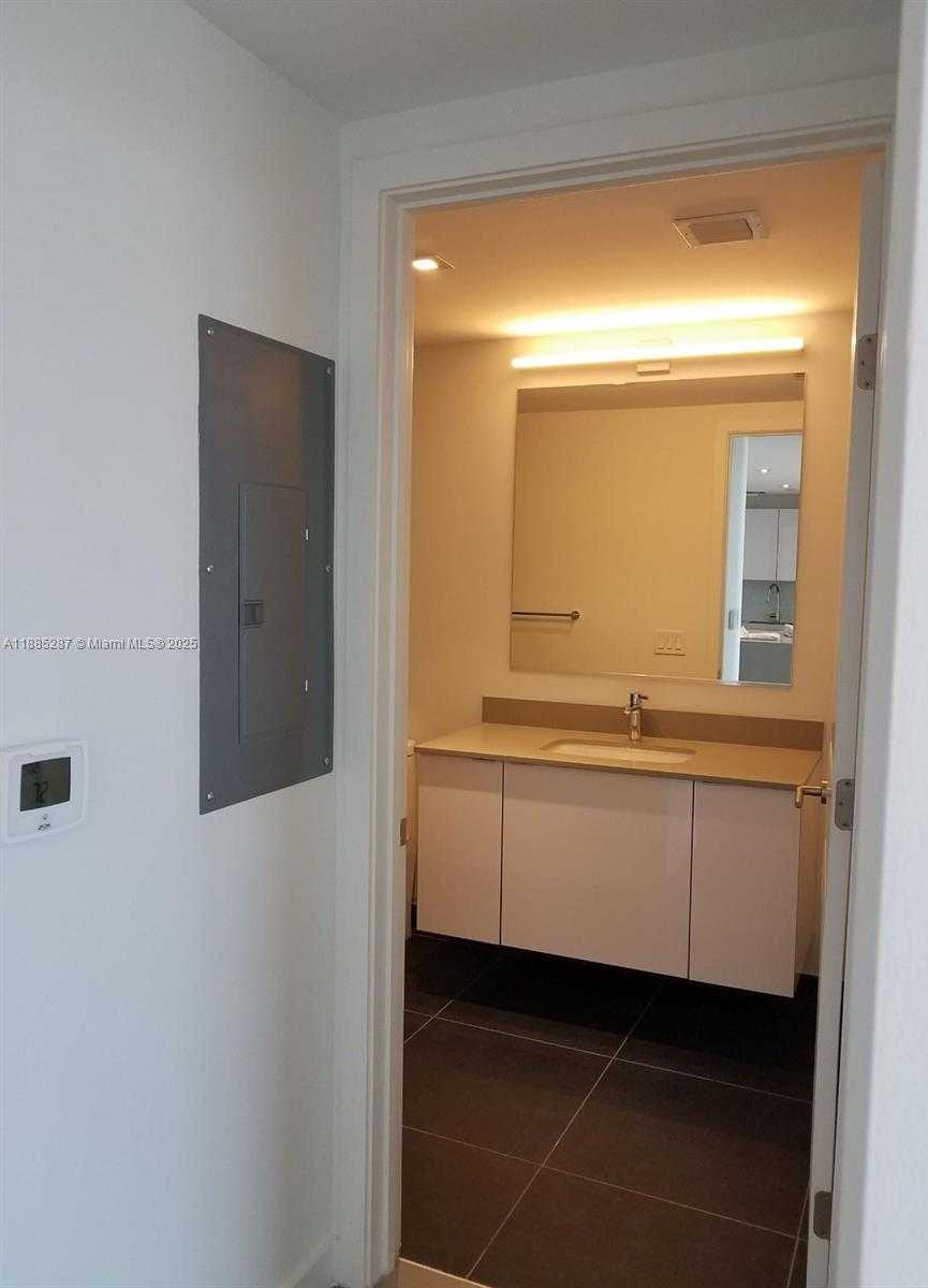 Small Image of 1600 NORTH EAST 1ST AVE #3509, Miami Number 20
