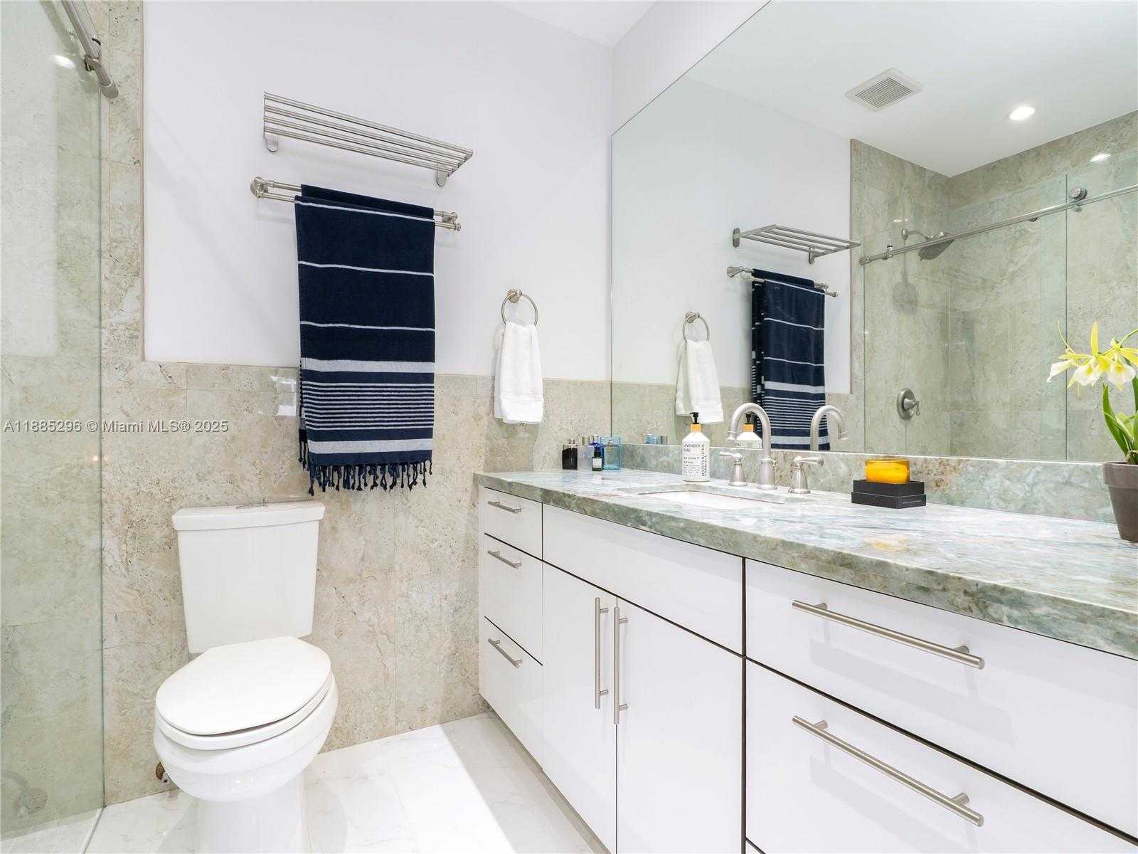 Small Image of 1617 NORTH EAST 157TH TER, North Miami Beach Number 13