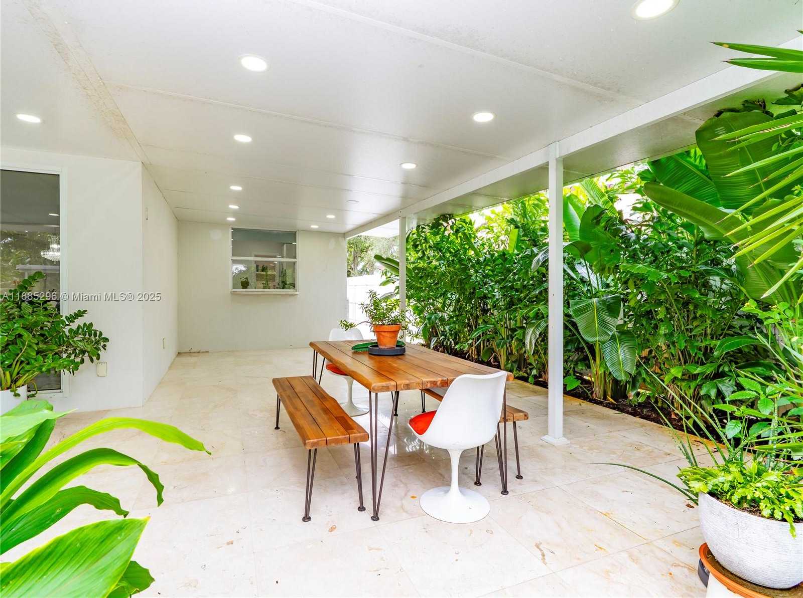 Small Image of 1617 NORTH EAST 157TH TER, North Miami Beach Number 19