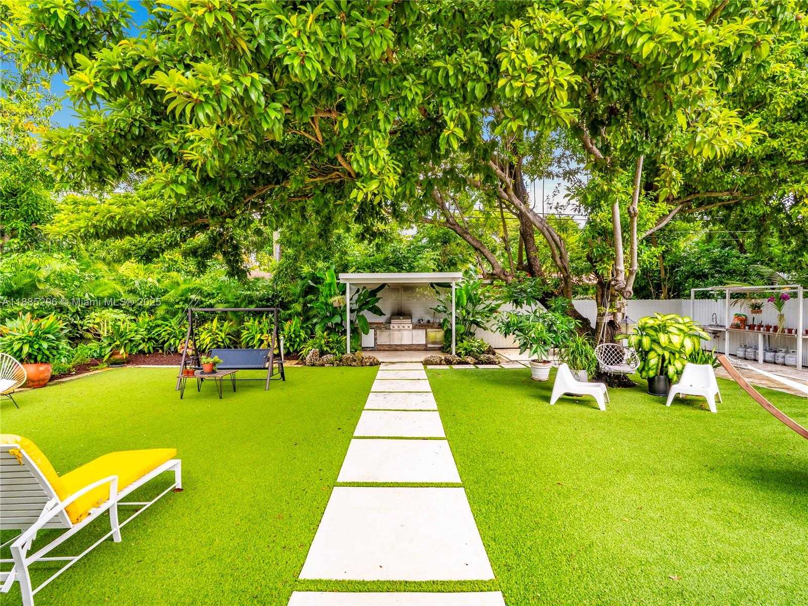 Small Image of 1617 NORTH EAST 157TH TER, North Miami Beach Number 23