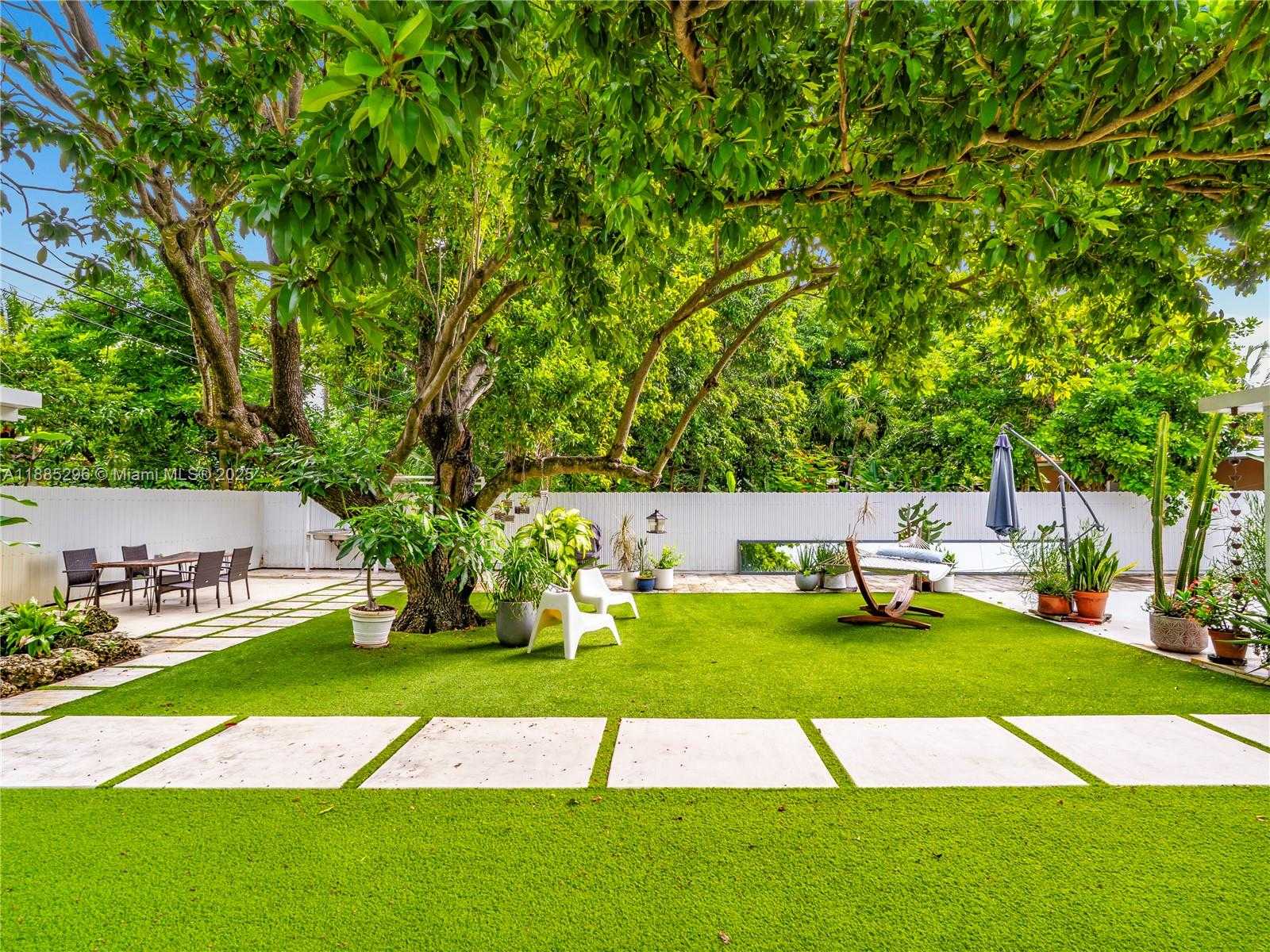 Small Image of 1617 NORTH EAST 157TH TER, North Miami Beach Number 25
