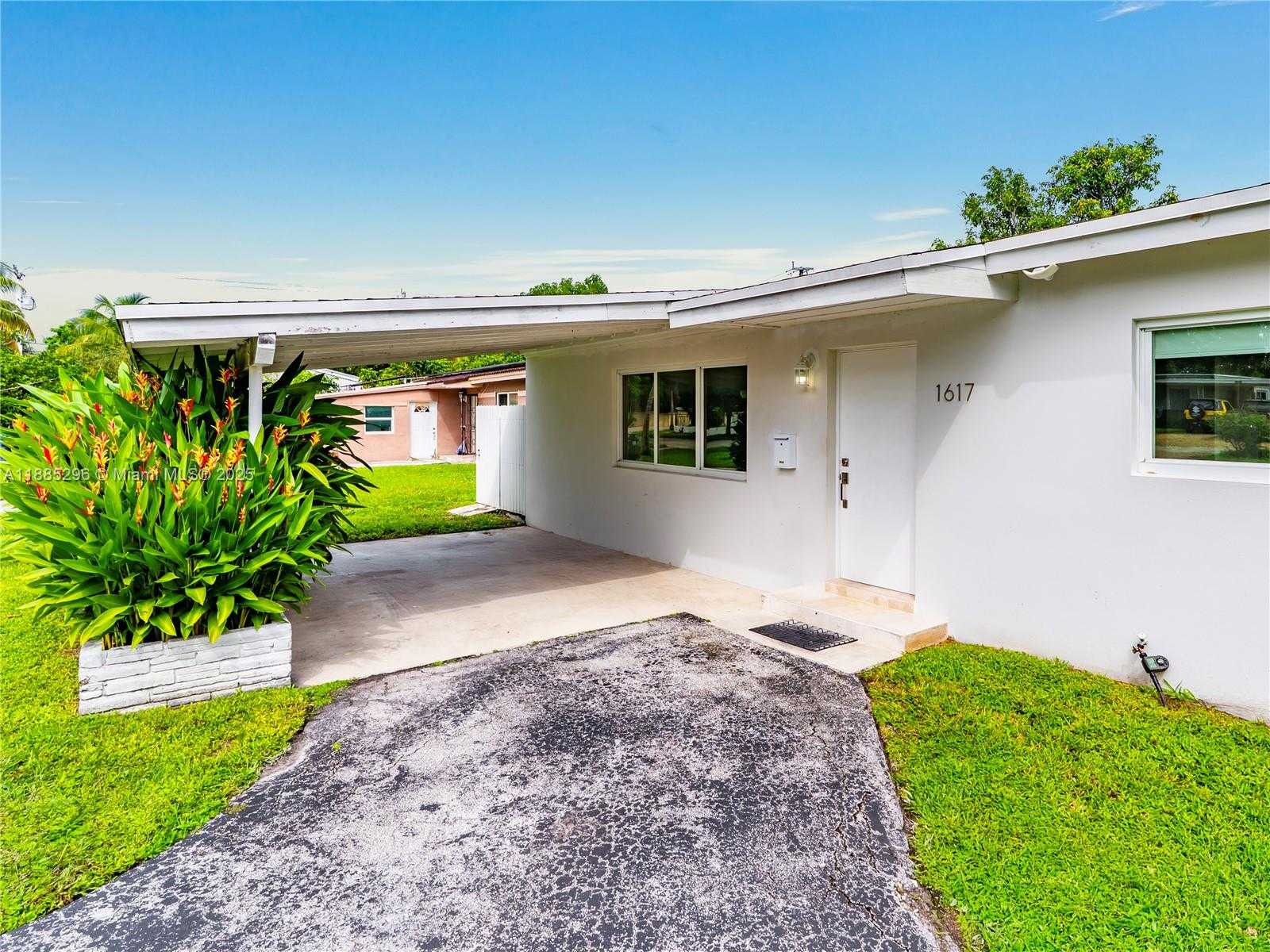 Small Image of 1617 NORTH EAST 157TH TER, North Miami Beach Number 31
