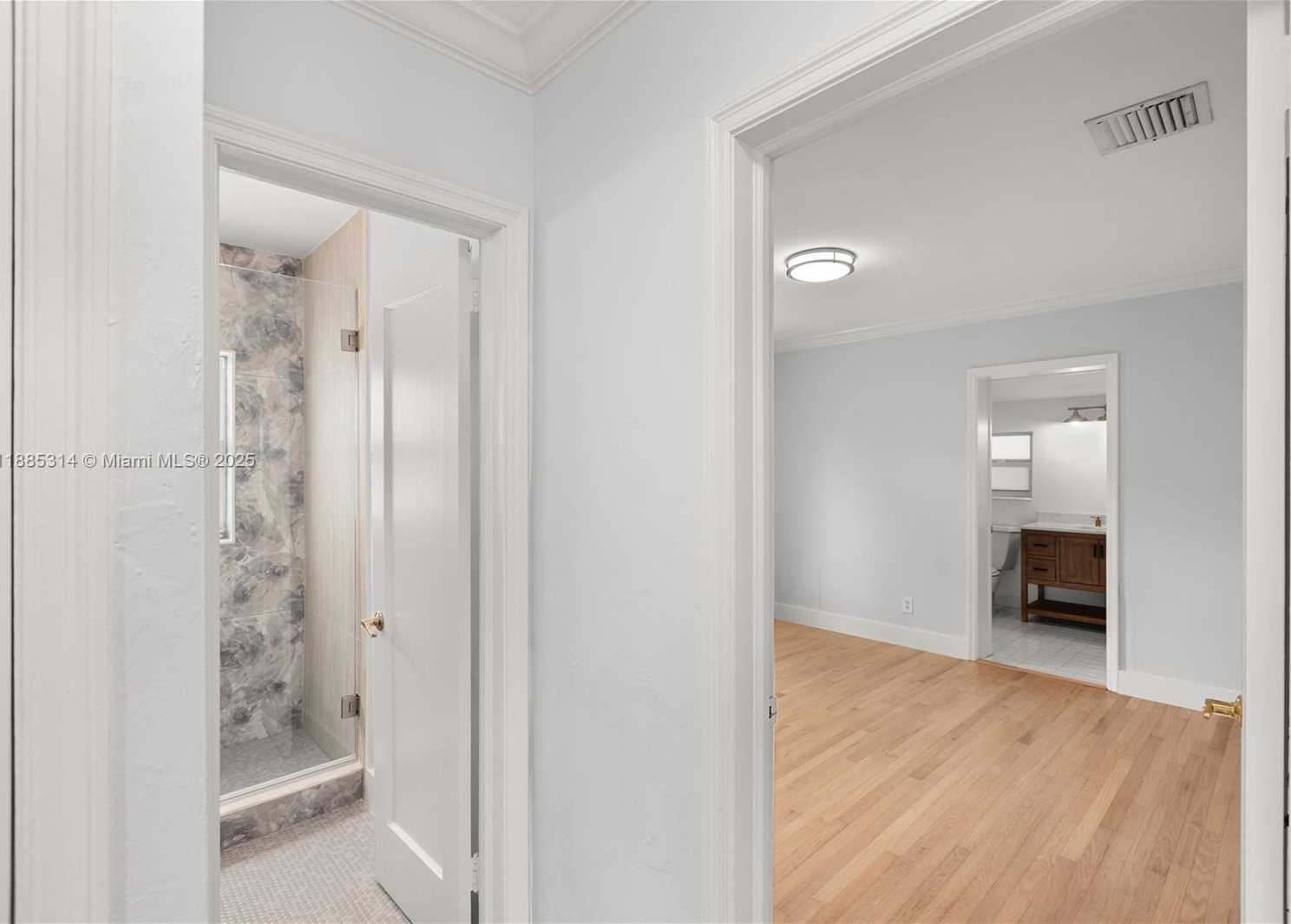 Small Image of 3018 COCONUT GROVE DR, Coral Gables Number 19