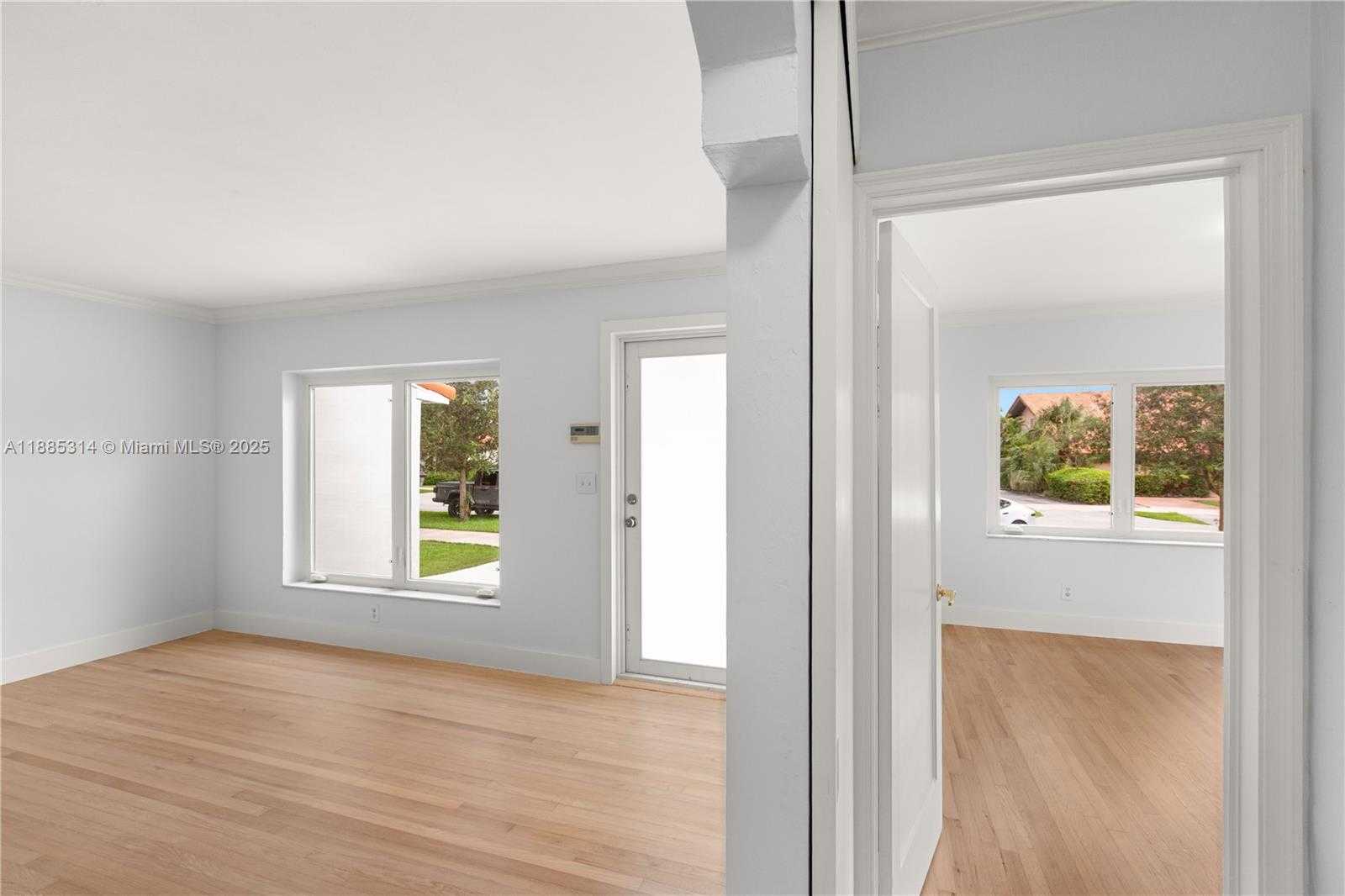 Small Image of 3018 COCONUT GROVE DR, Coral Gables Number 20