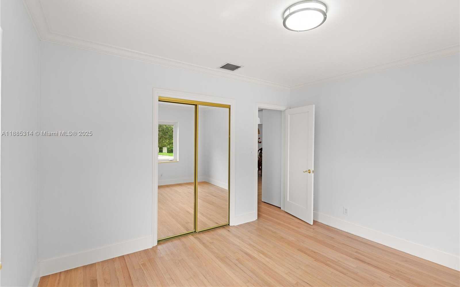 Small Image of 3018 COCONUT GROVE DR, Coral Gables Number 28