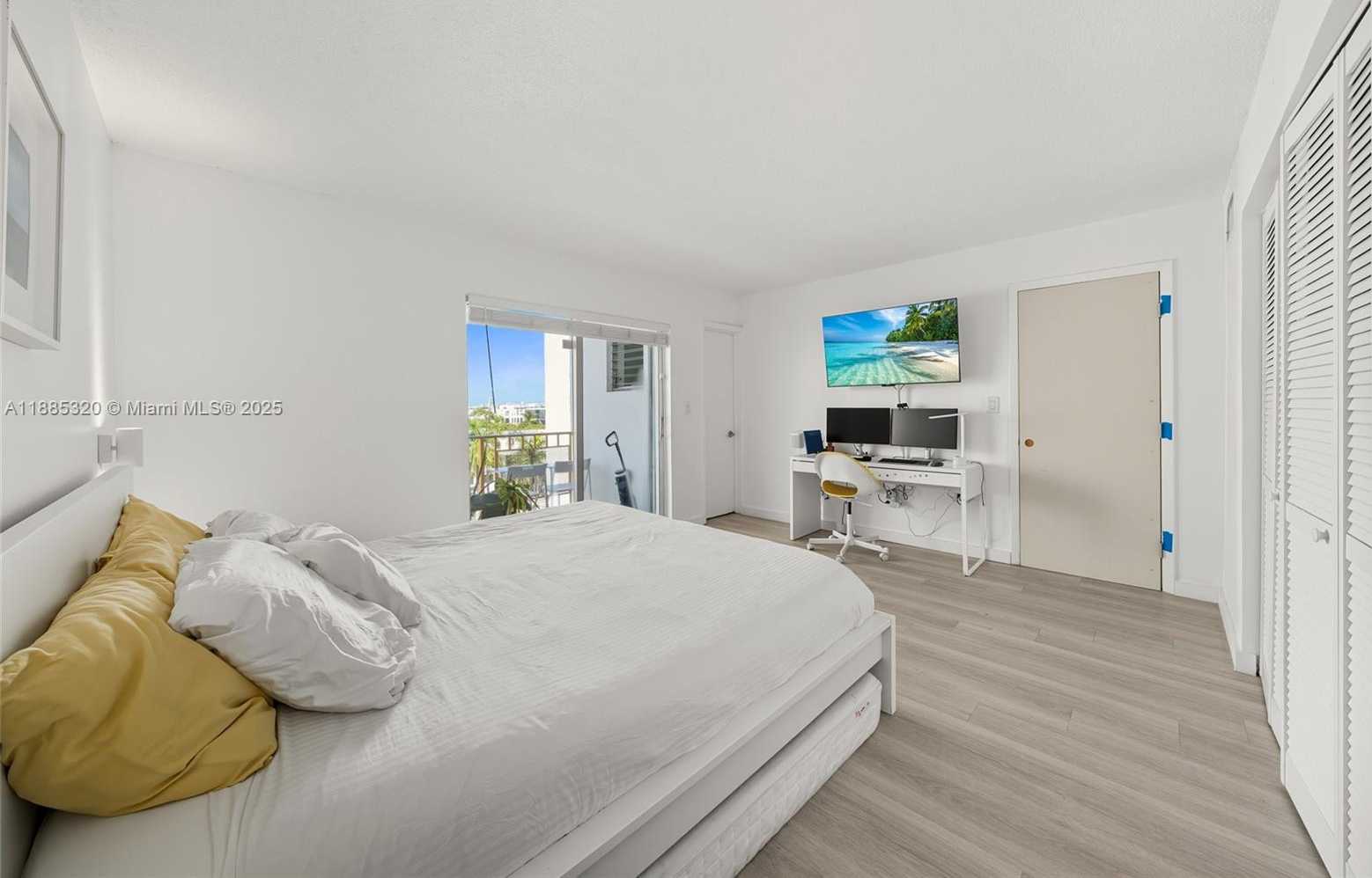 Small Image of 1340 LINCOLN RD #806, Miami Beach Number 7