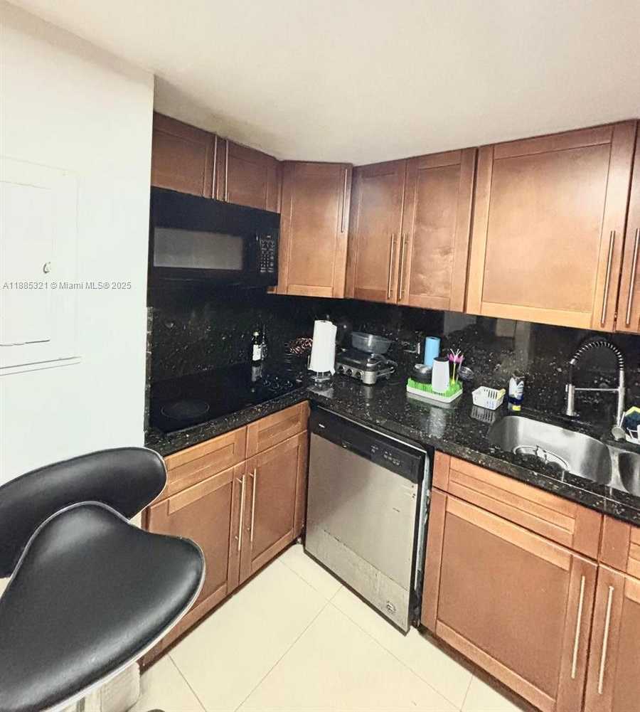 Small Image of 801 BRICKELL BAY DR #1067, Miami Number 10
