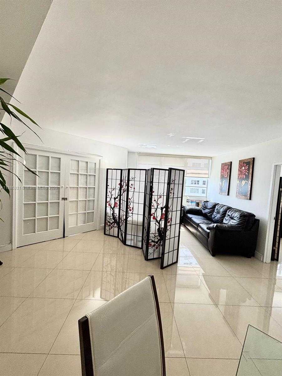 Small Image of 801 BRICKELL BAY DR #1067, Miami Number 20