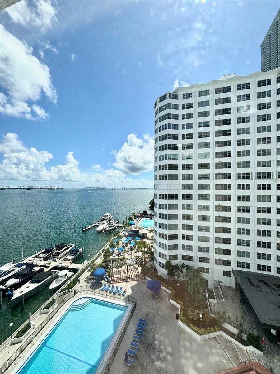 Small Image of 801 BRICKELL BAY DR #1067, Miami Number 25