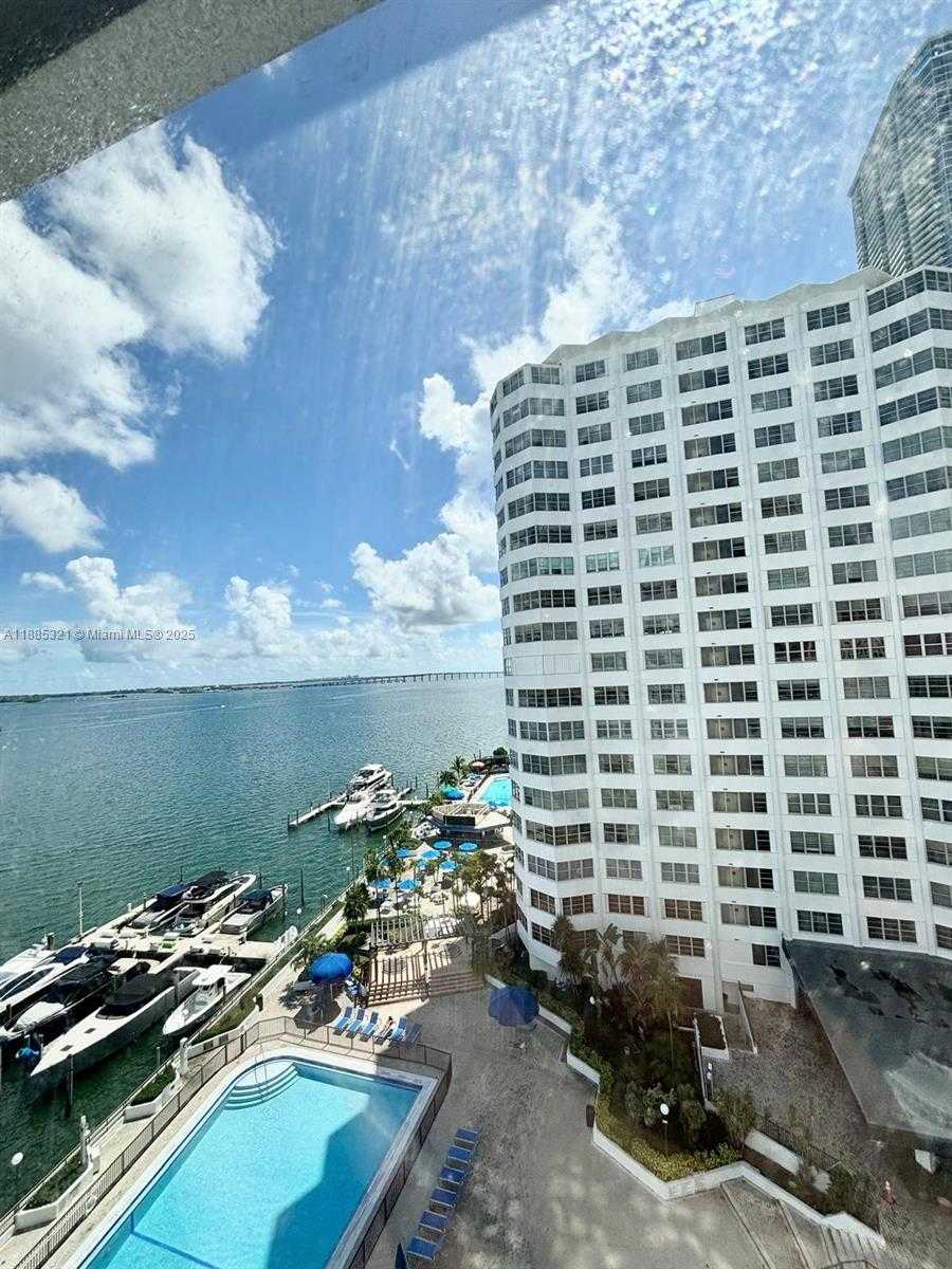Small Image of 801 BRICKELL BAY DR #1067, Miami Number 55