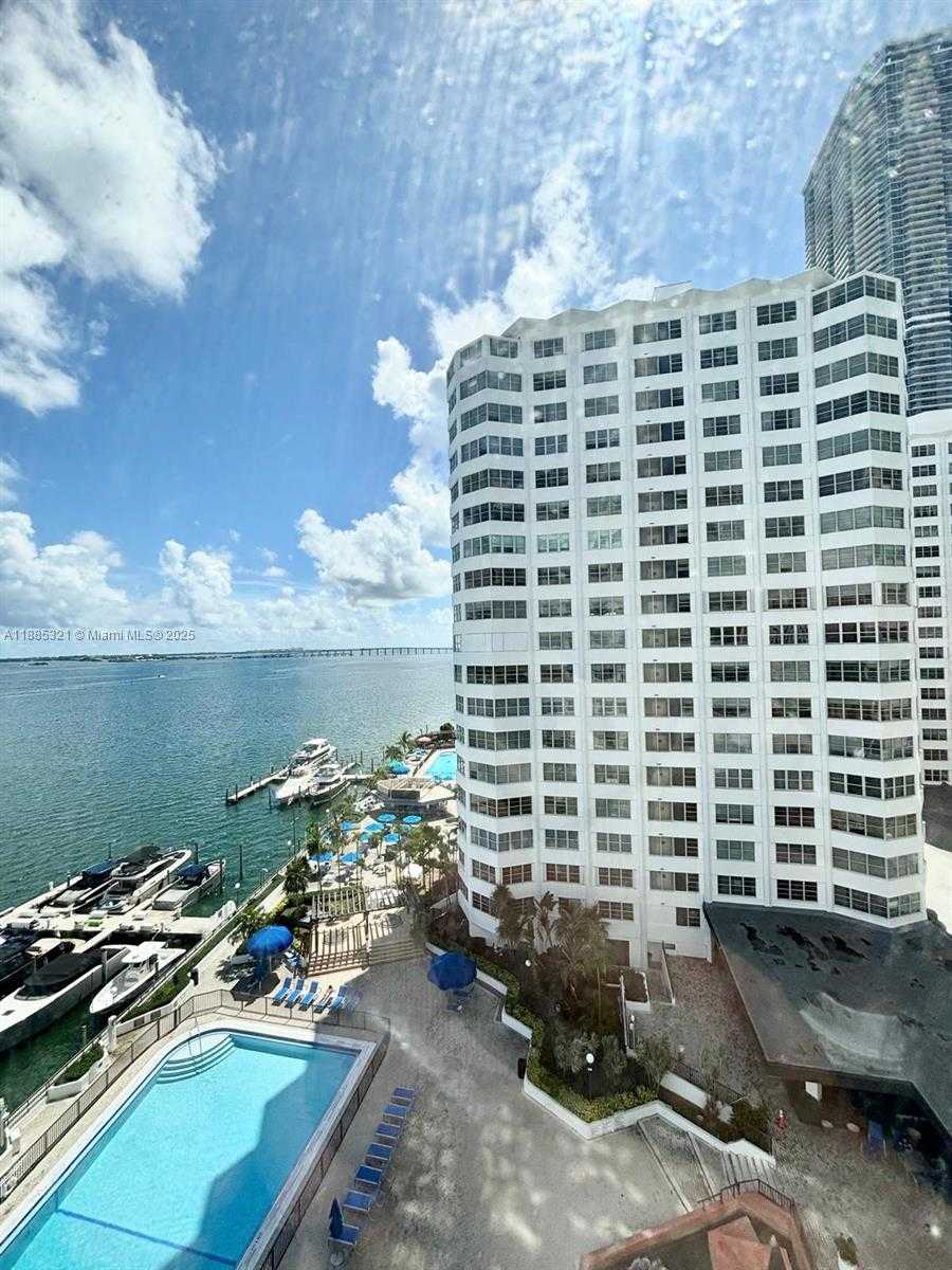 Small Image of 801 BRICKELL BAY DR #1067, Miami Number 56
