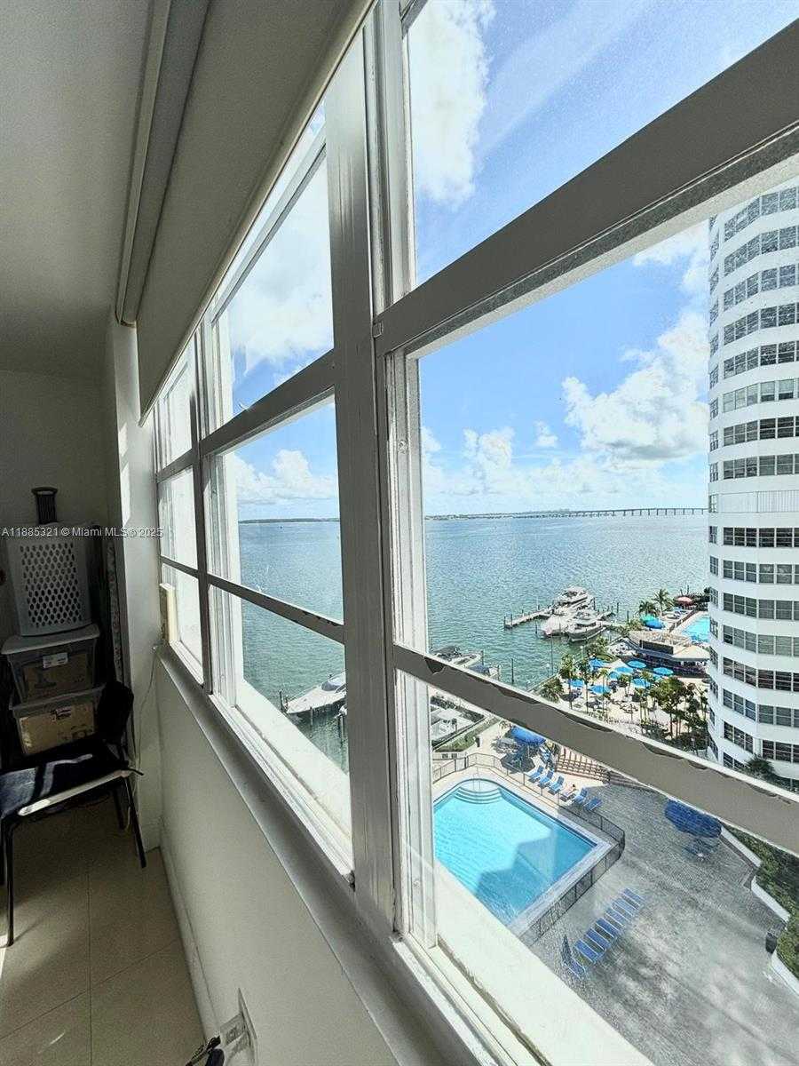 Small Image of 801 BRICKELL BAY DR #1067, Miami Number 61
