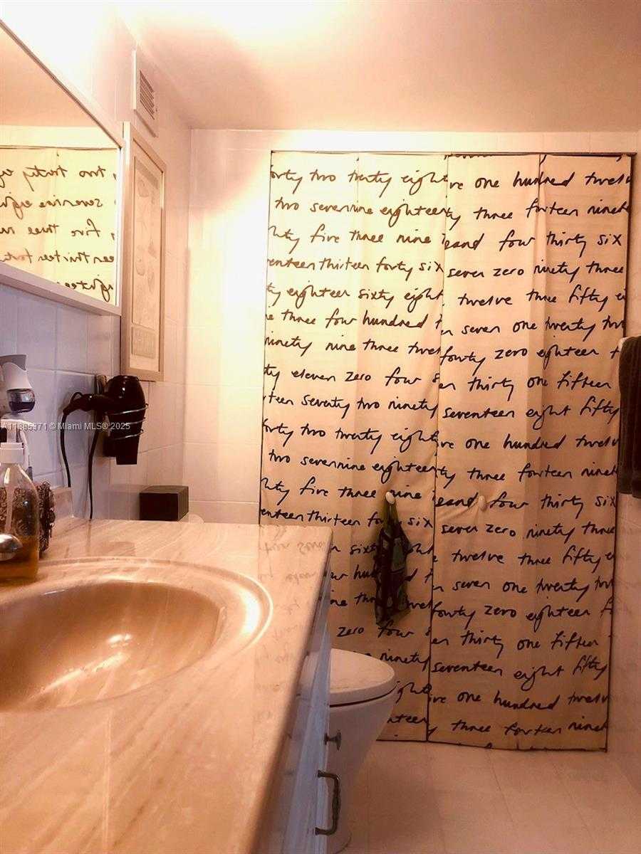 Small Image of 1750 JAMES AVE #5B, Miami Beach Number 11