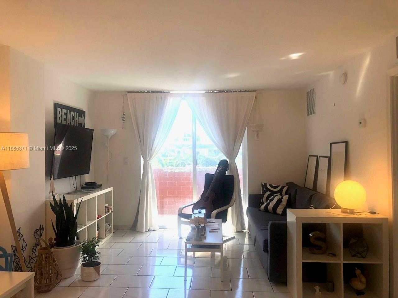 Small Image of 1750 JAMES AVE #5B, Miami Beach Number 12