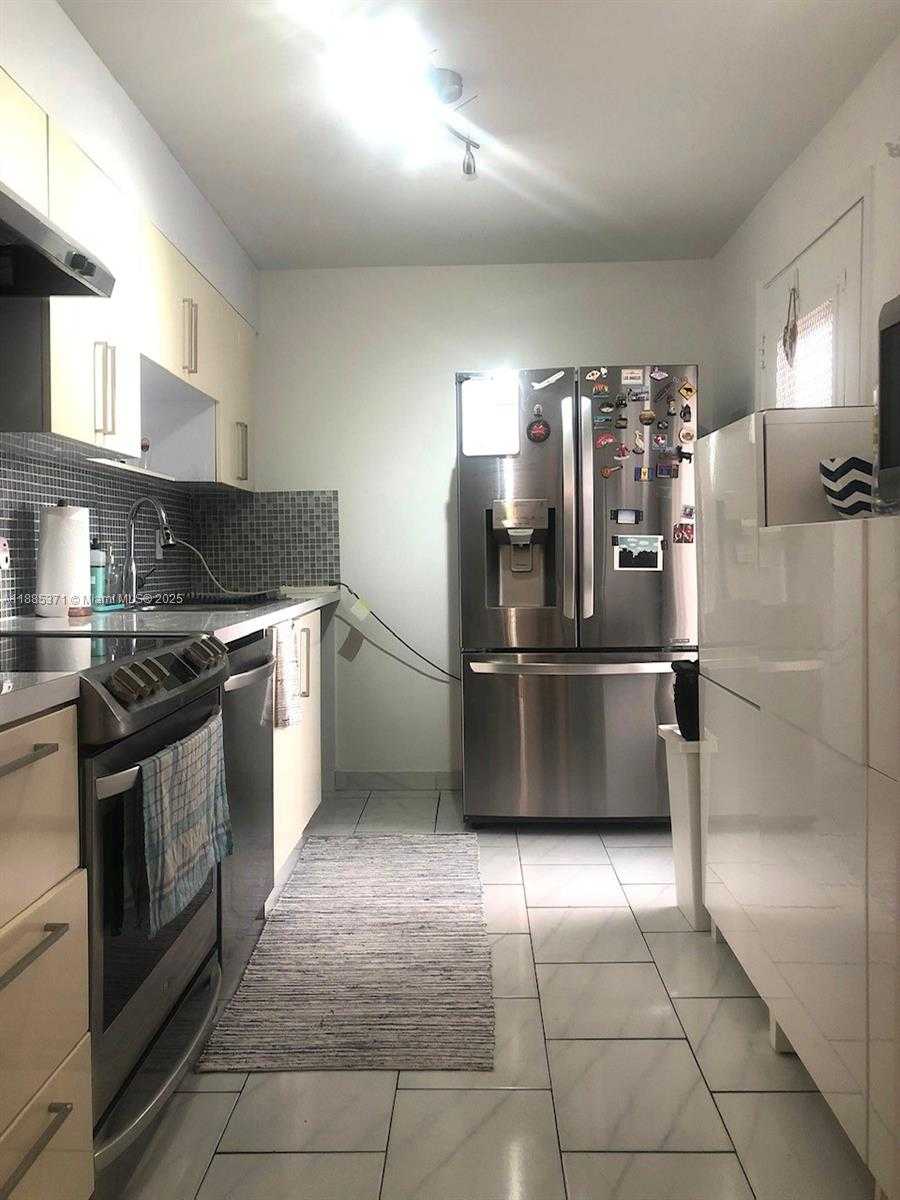 Small Image of 1750 JAMES AVE #5B, Miami Beach Number 4