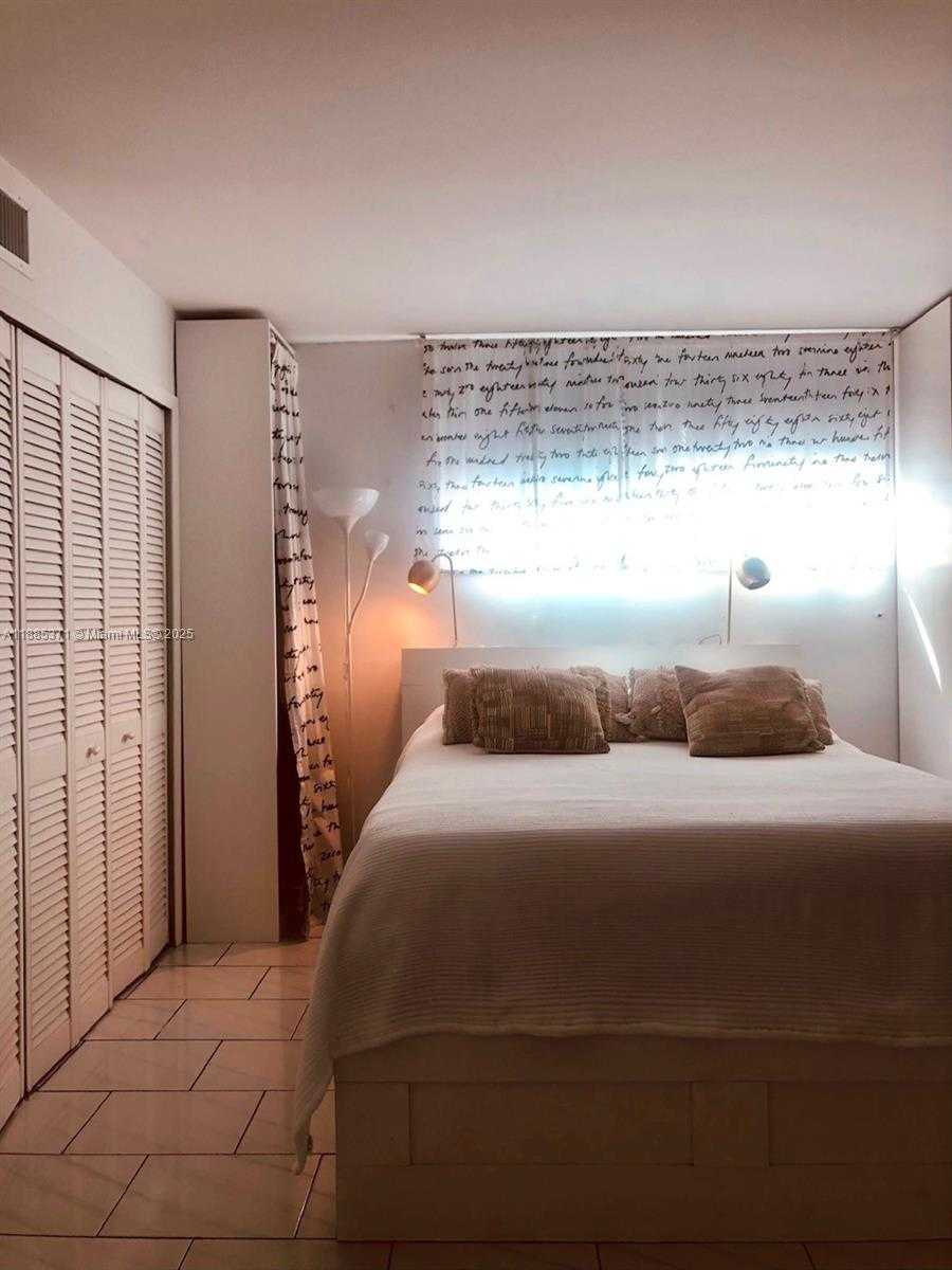 Small Image of 1750 JAMES AVE #5B, Miami Beach Number 7