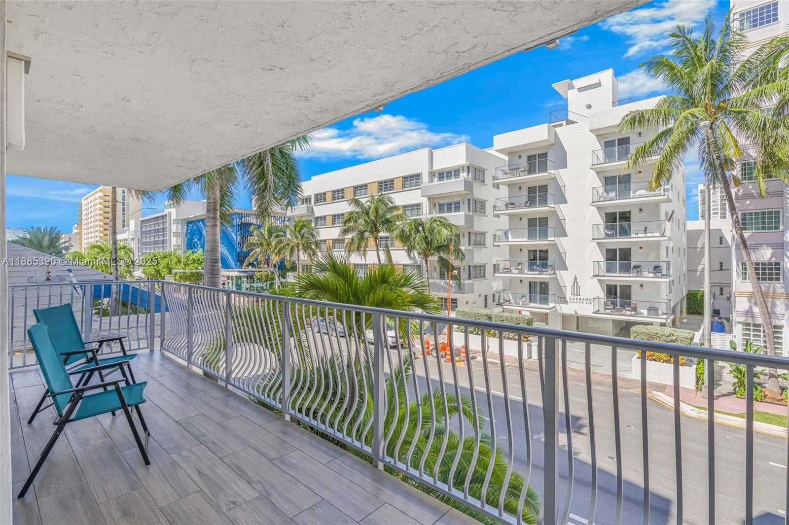 Small Image of 4141 COLLINS AVE #201, Miami Beach Number 2