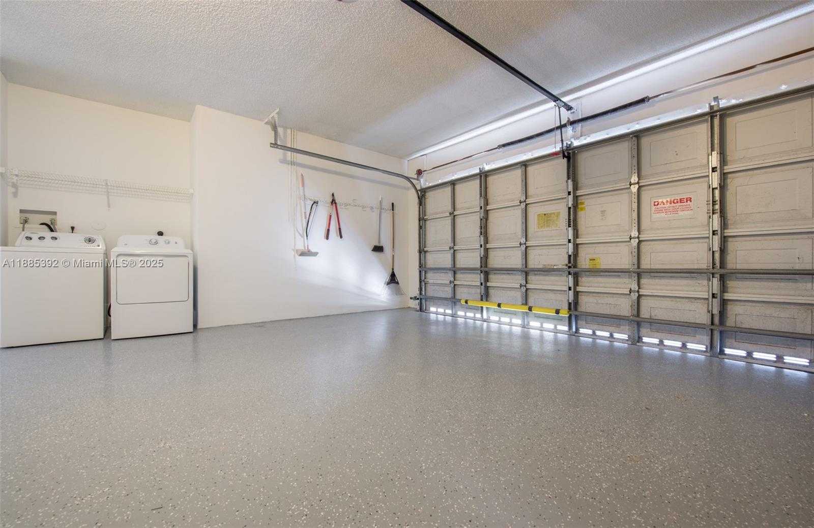 Small Image of 4295 GREENBRIAR LN, Weston Number 14