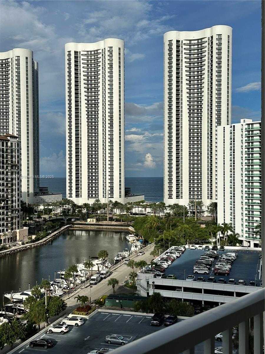 Small Image of 300 BAYVIEW DR #1209, Sunny Isles Beach Number 19