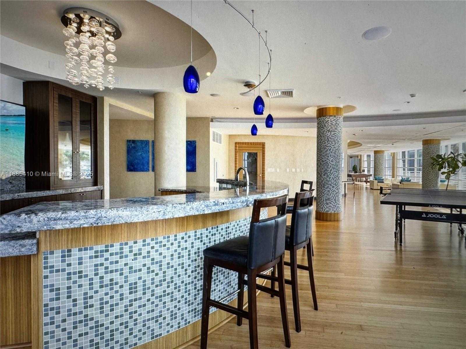Small Image of 244 BISCAYNE BLVD #2906, Miami Number 11