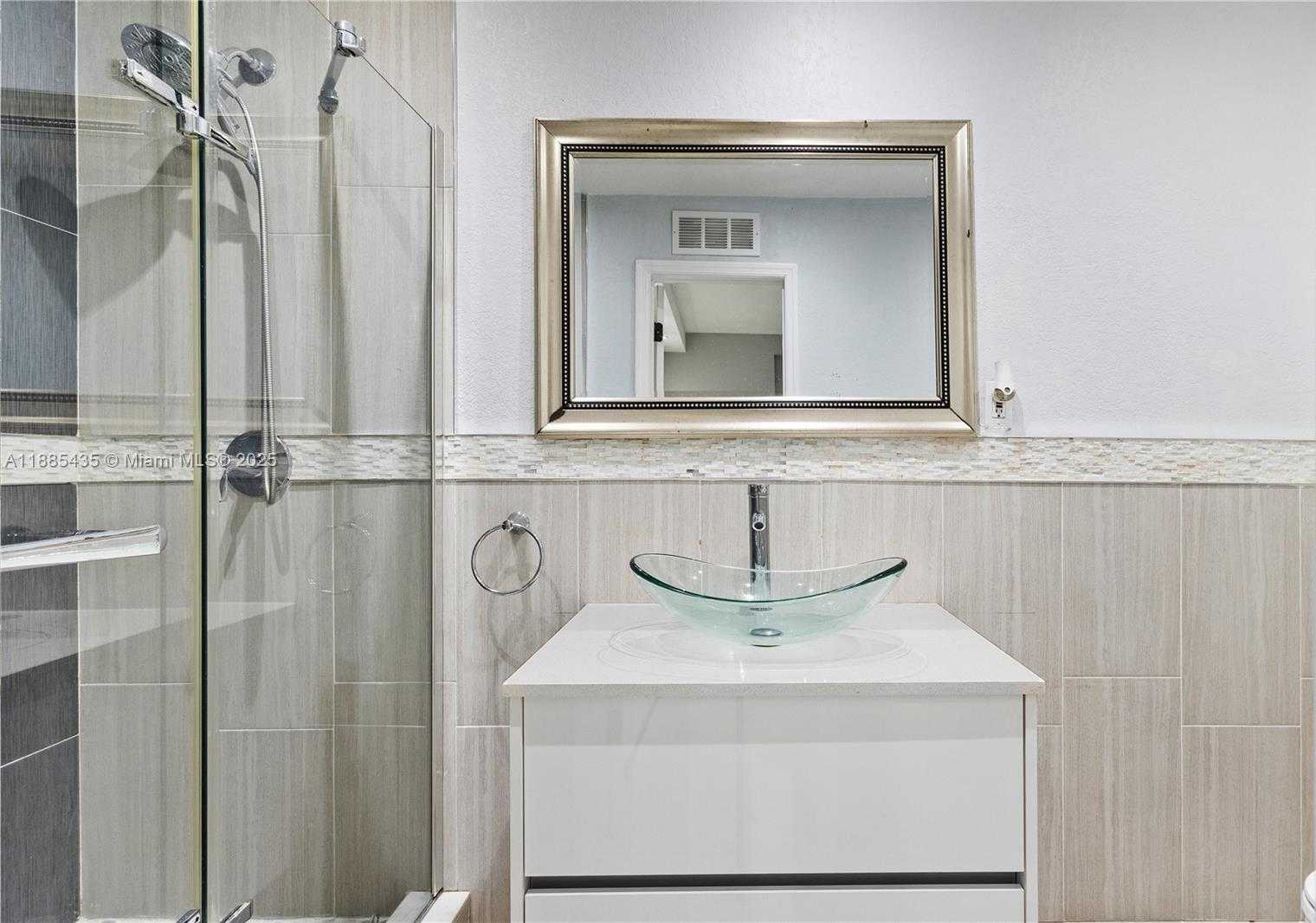 Small Image of 15823 SOUTH WEST 79TH ST, Miami Number 26