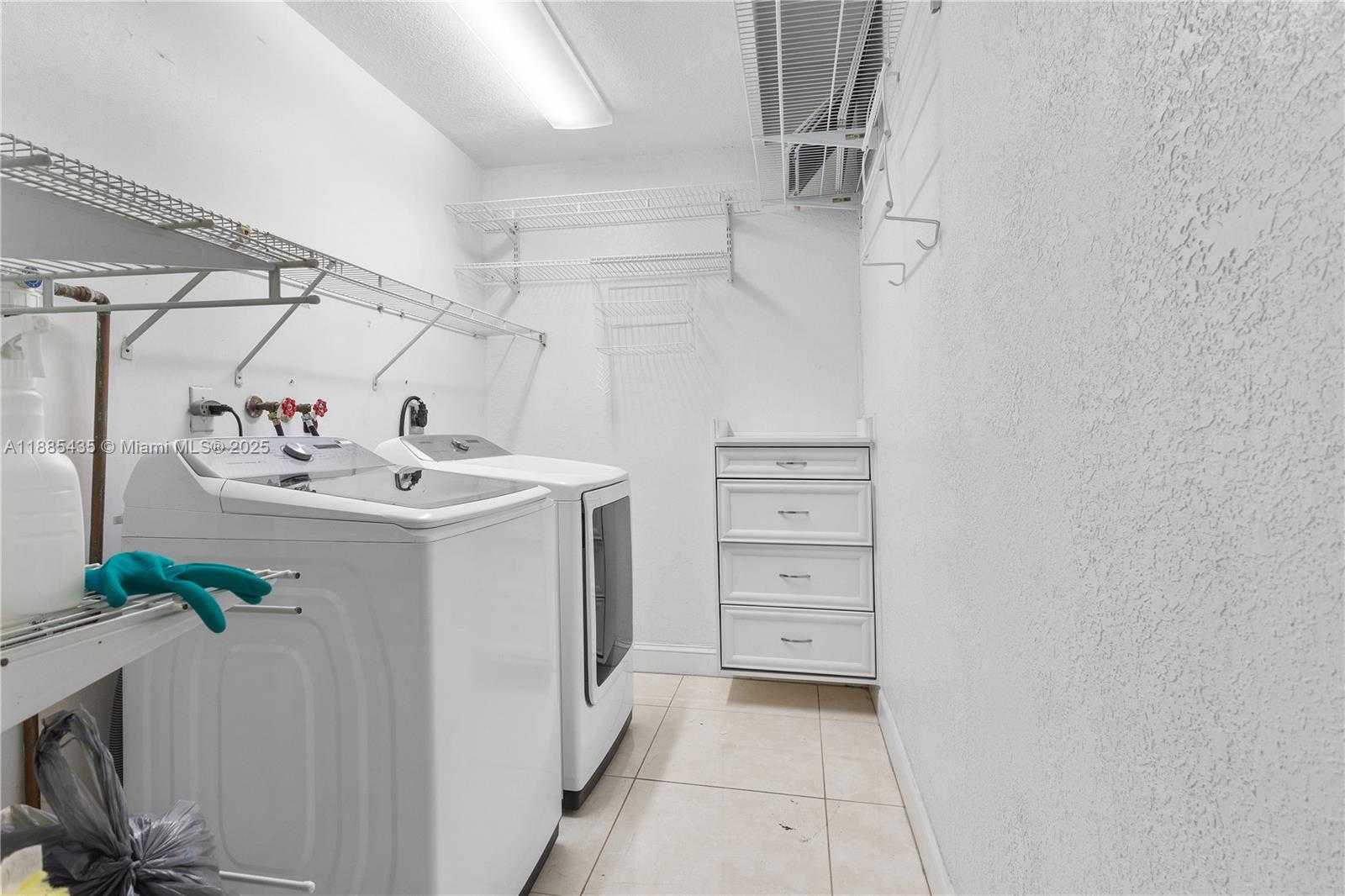 Small Image of 15823 SOUTH WEST 79TH ST, Miami Number 28