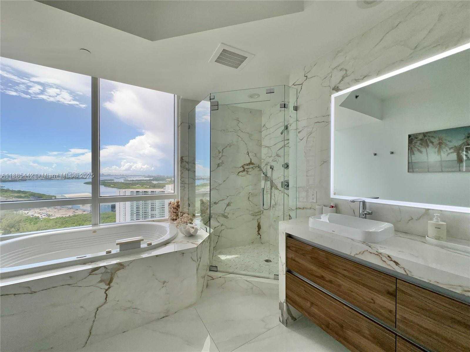 Small Image of 15901 COLLINS AVE #2406, Sunny Isles Beach Number 17