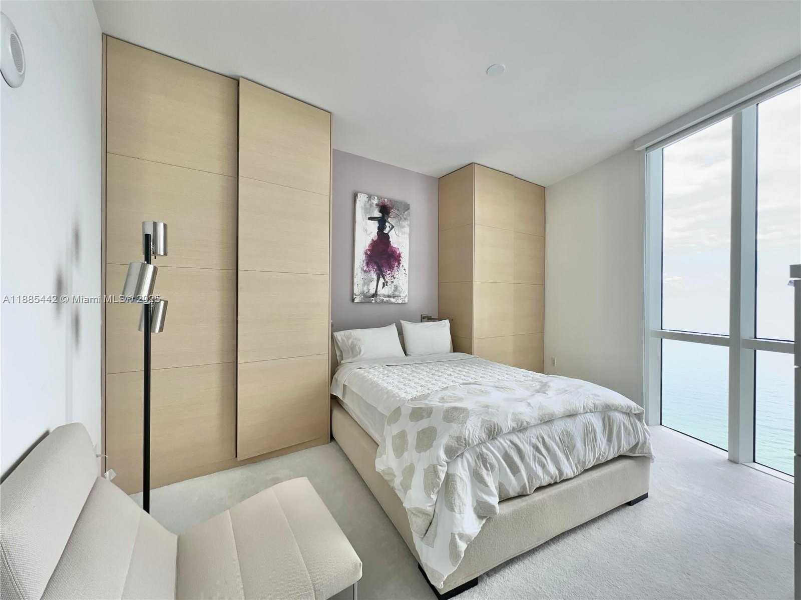 Small Image of 15901 COLLINS AVE #2406, Sunny Isles Beach Number 19