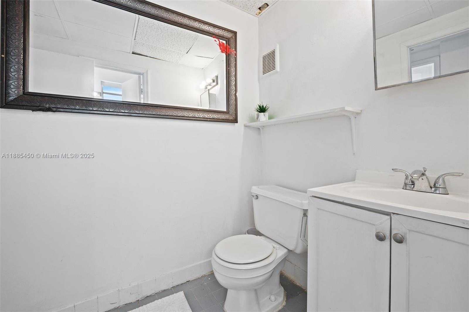 Small Image of 1200 EUCLID AVE #301, Miami Beach Number 19