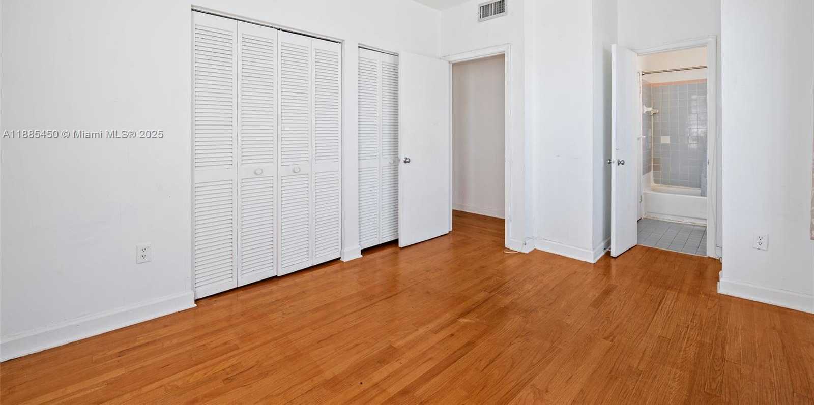 Small Image of 1200 EUCLID AVE #301, Miami Beach Number 22