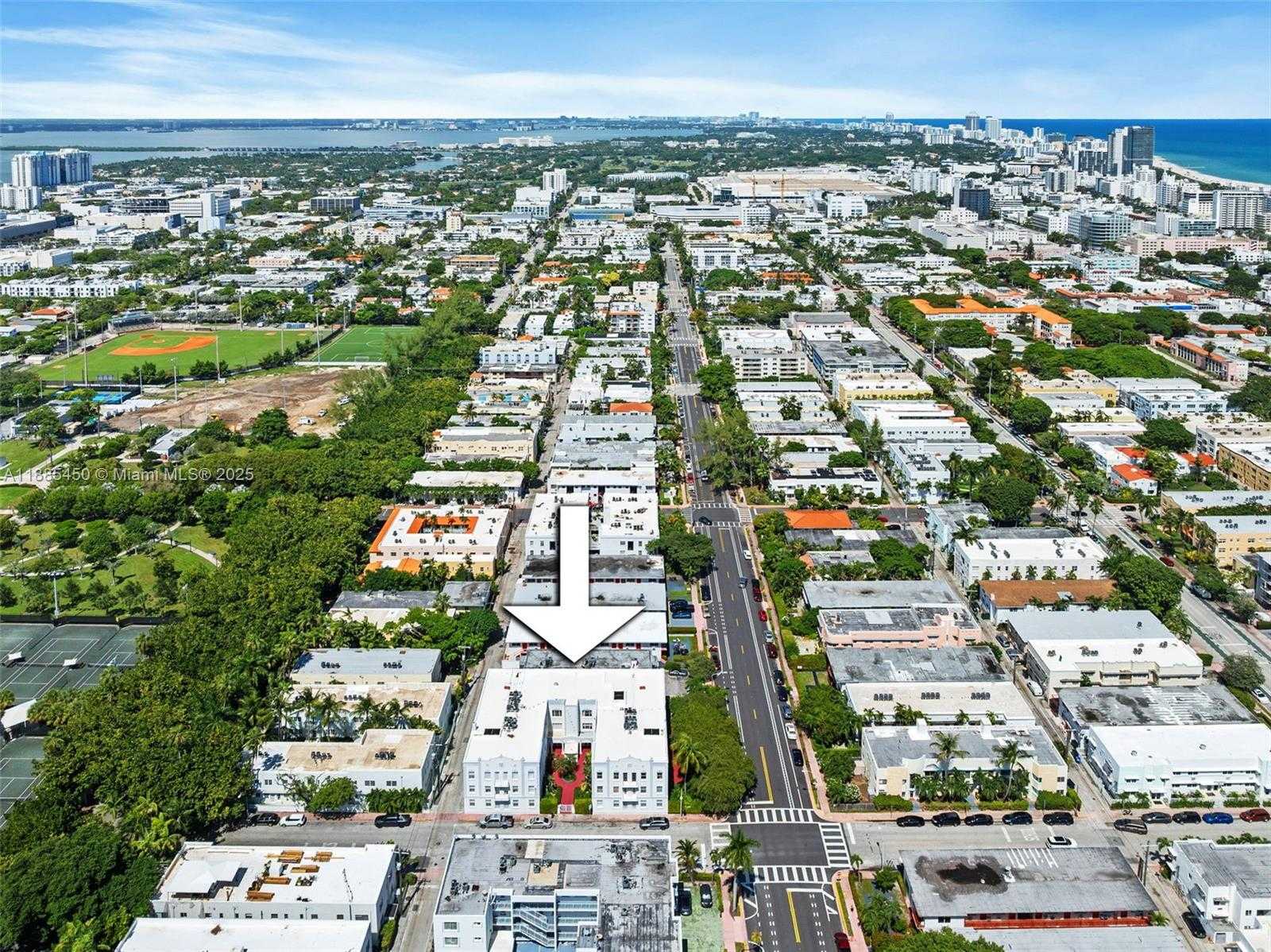 Small Image of 1200 EUCLID AVE #301, Miami Beach Number 31