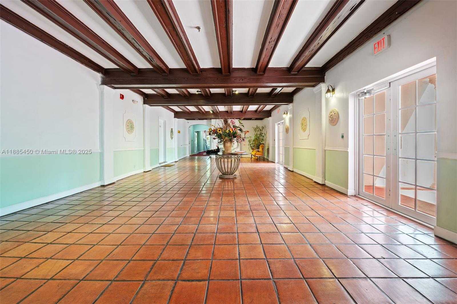 Small Image of 1200 EUCLID AVE #301, Miami Beach Number 4