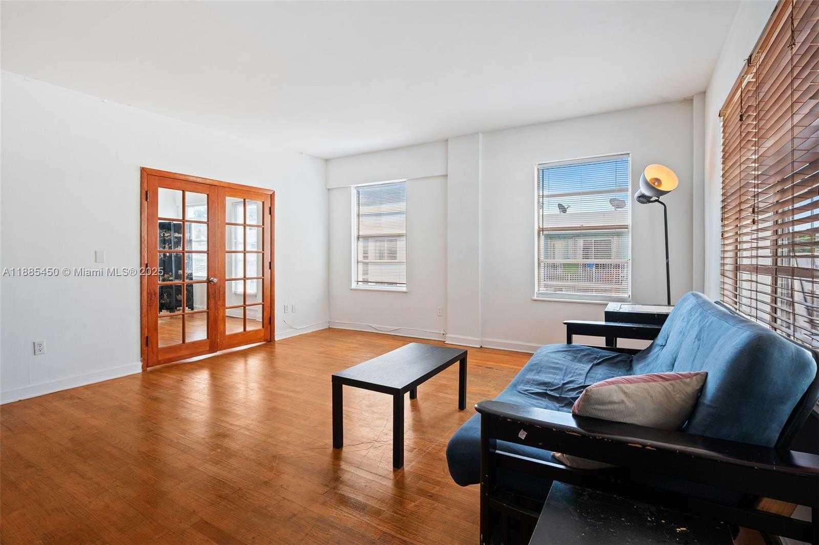 Small Image of 1200 EUCLID AVE #301, Miami Beach Number 7