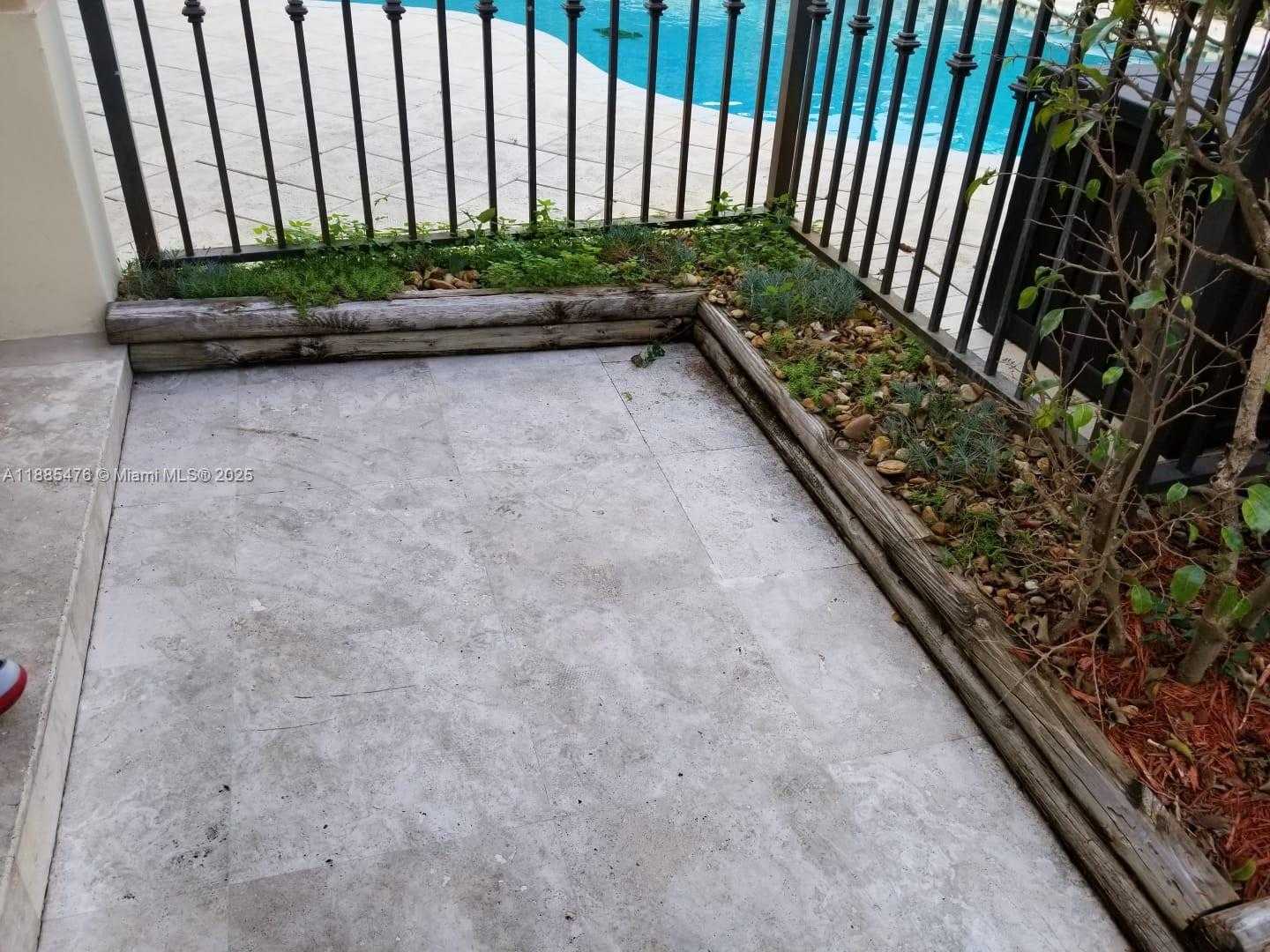 Small Image of 5764 NORTH WEST 98TH PL #5764, Doral Number 13